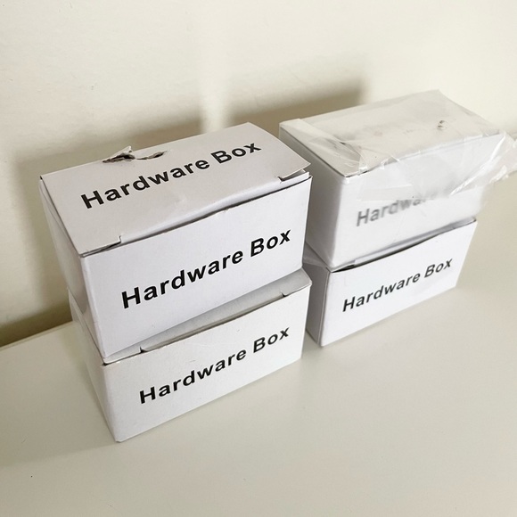 Small Hardware Boxes Bundle of 4 Metal Screws and Plastic Brackets - Picture 3 of 7
